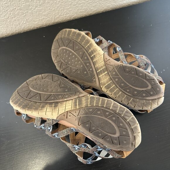 Baretraps Samina Women’s Gladiator Sandals Size 8 Tan And Blue Shoes Strappy Zip - Picture 7 of 8